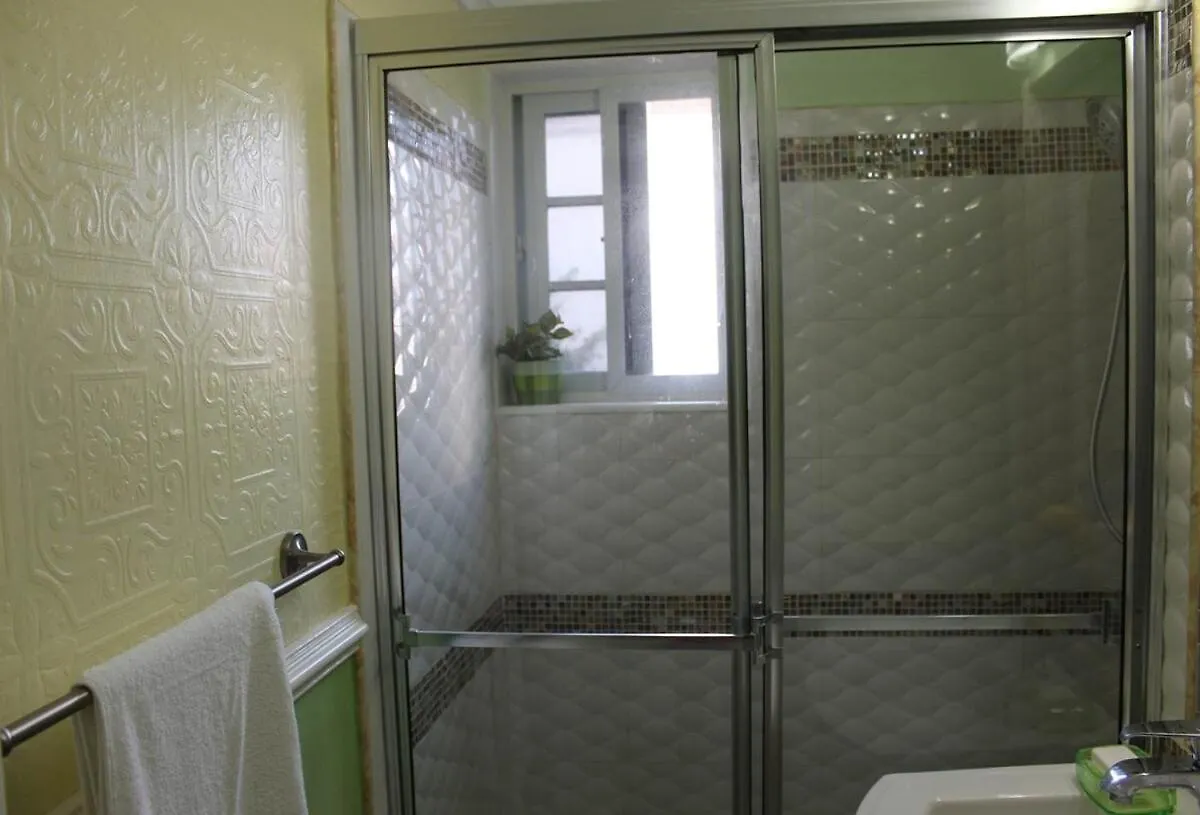 Appartement Seacastles At My House Your House Montego Bay