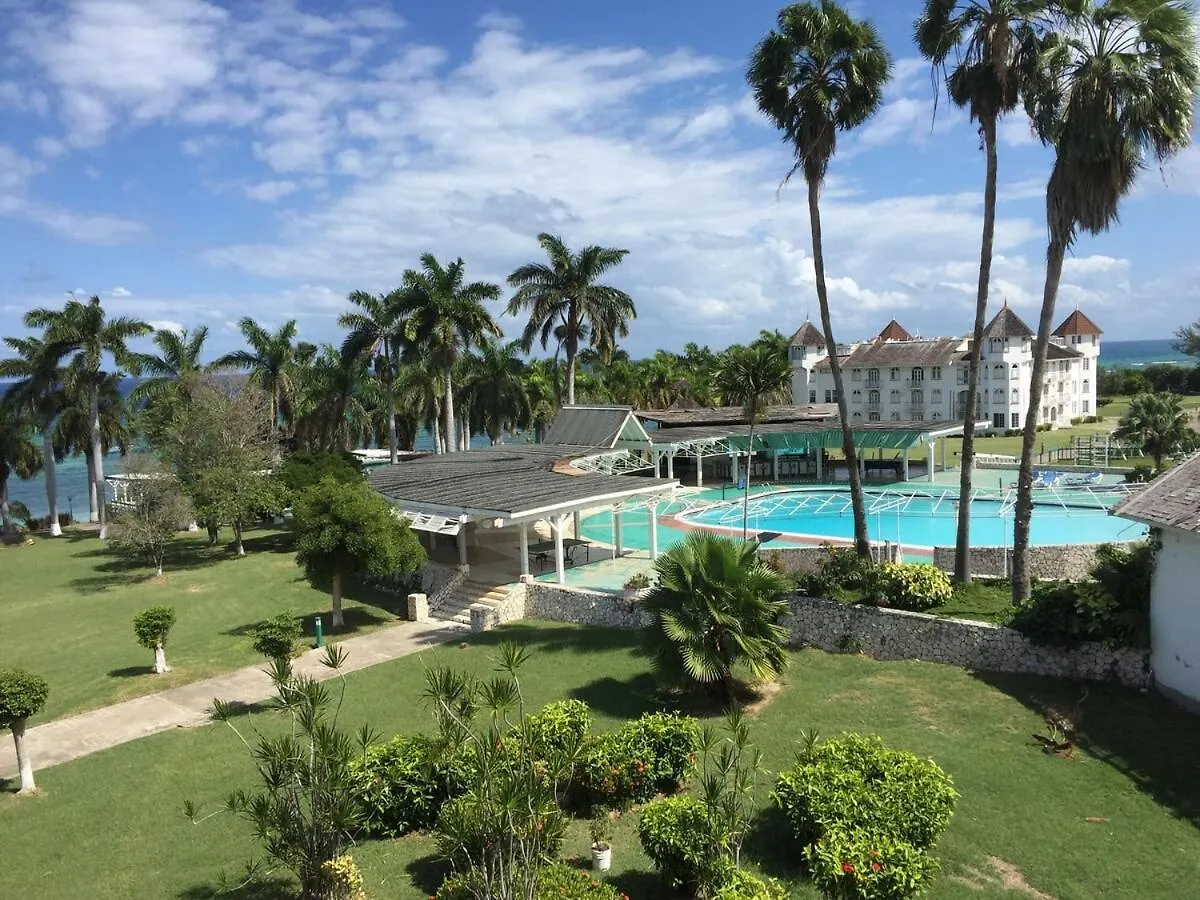 Seacastles At My House Your House Montego Bay Jamaïque